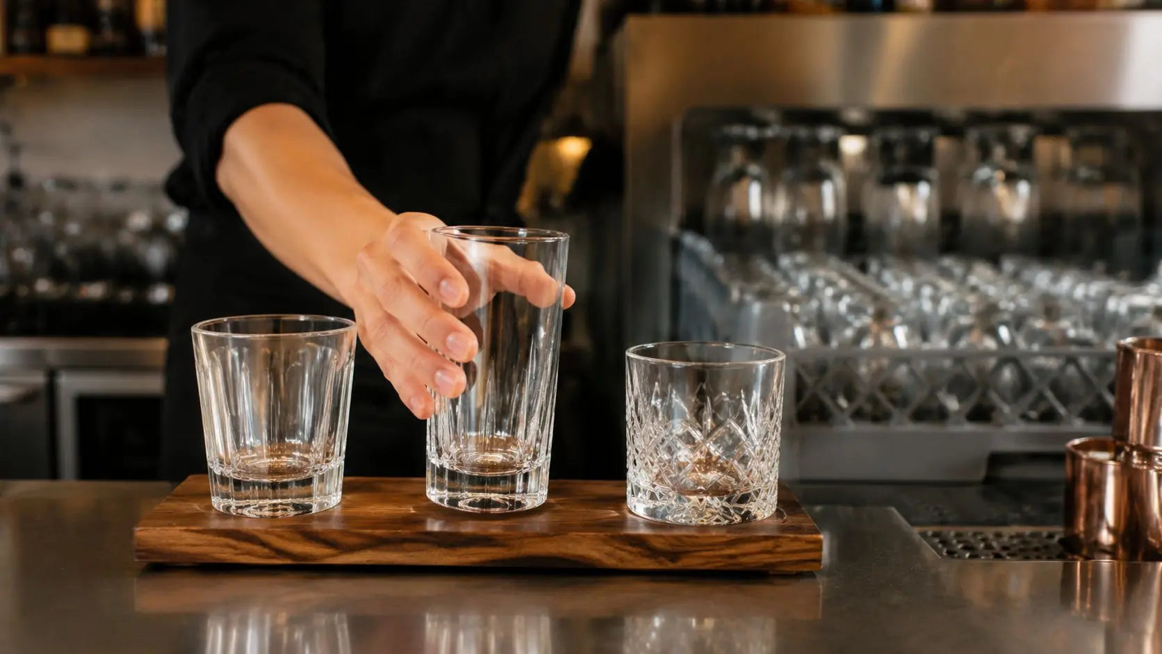 Expert Guide: Choosing Drinking Glasses Glassware for Your