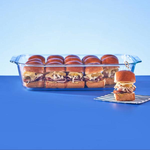 Pyrex Deep Dish Baking Dish - 4.7L product view 2 - Simply Hospitality NZ
