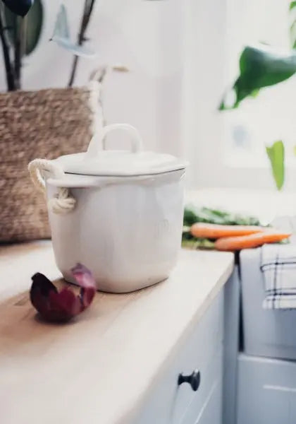 Emile Henry Compost Bin - Clay