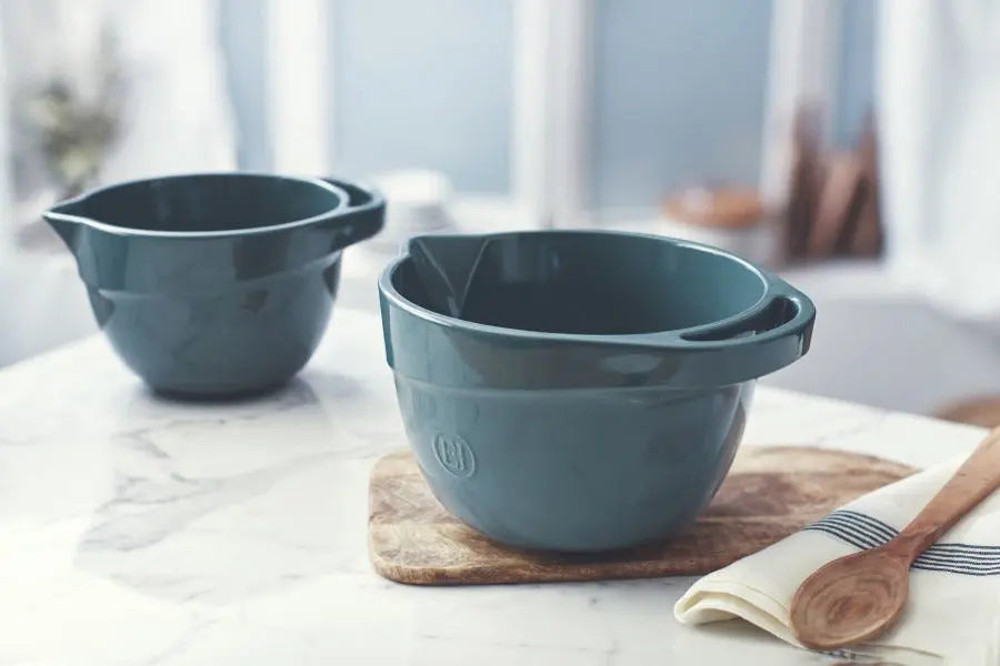 Emile Henry Mixing Bowl - 2.5L - Blue Flame