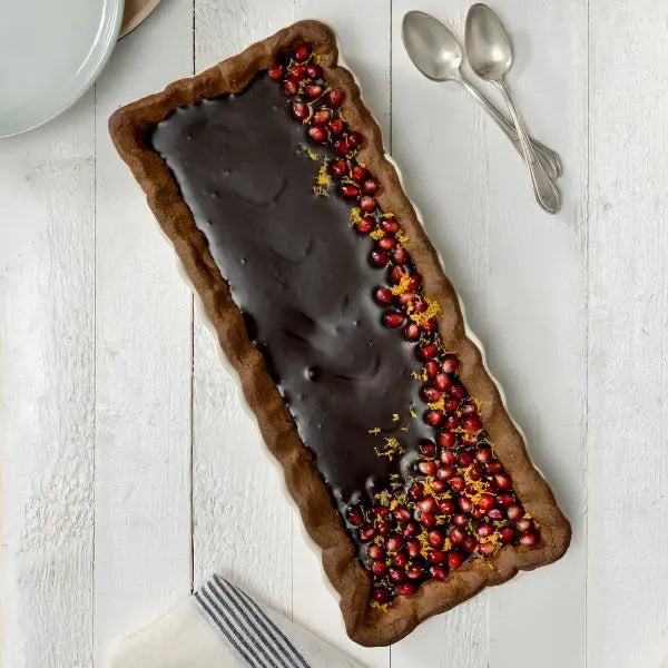 Emile Henry Slim Rectangular Tart Dish - Flour