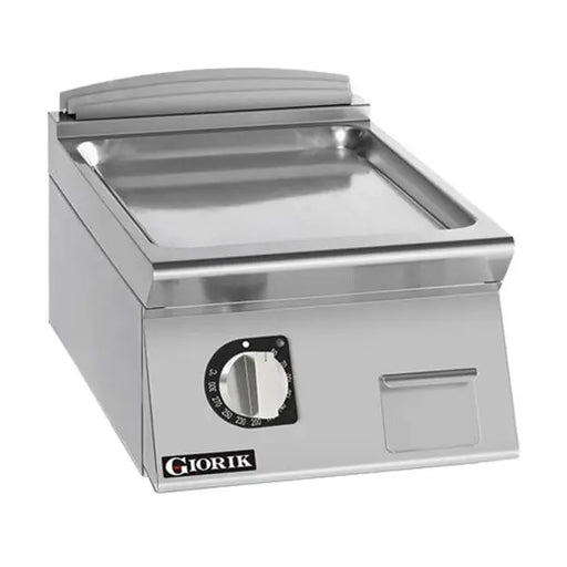 Giorik 900 Series Countertop Smooth Frytop Griddle  Griddles