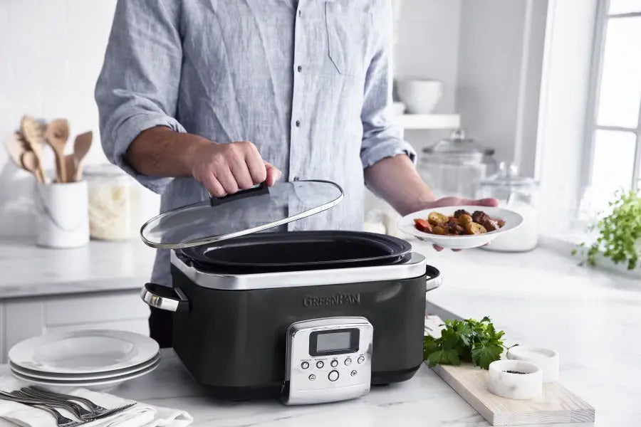 GreenPan Slow Cooker 6L PFAS Free- Black  Slow cookers