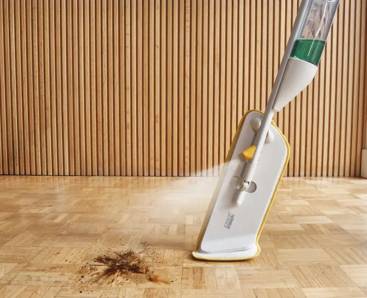 Joseph Joseph CleanTech 2-in-1 spray mop