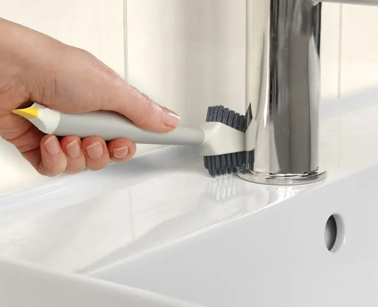 Joseph Joseph CleanTech Deep Cleaning Set with Extension Pole