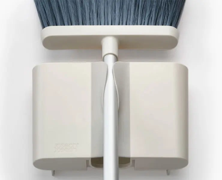 Joseph Joseph CleanTech Wall-Mounted Broom