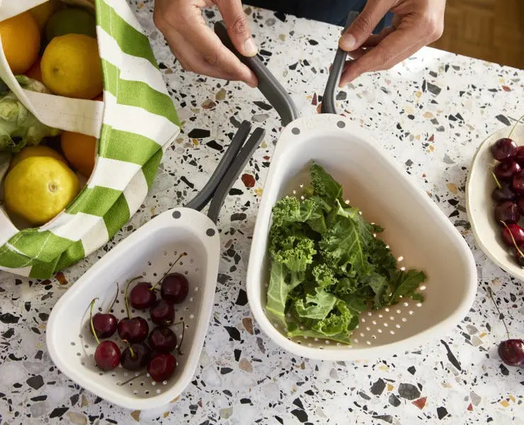 Joseph Joseph Droplet Mini Compact Colander with folding handles