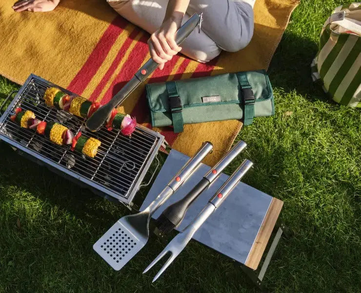 Joseph Joseph GrillOut BBQ Turner with retractable head  BBQ Tools