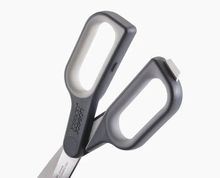 Joseph Joseph PlusCut Scissors with integrated box cutter