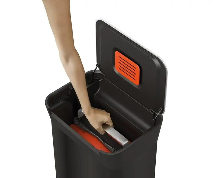 Joseph Joseph Titan 30 (Carbon Black)
