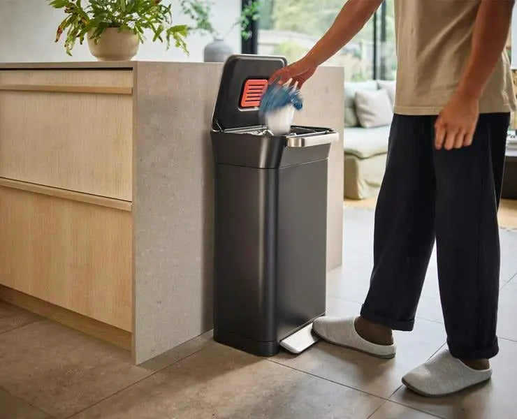 Joseph Joseph Titan 30 (Carbon Black)