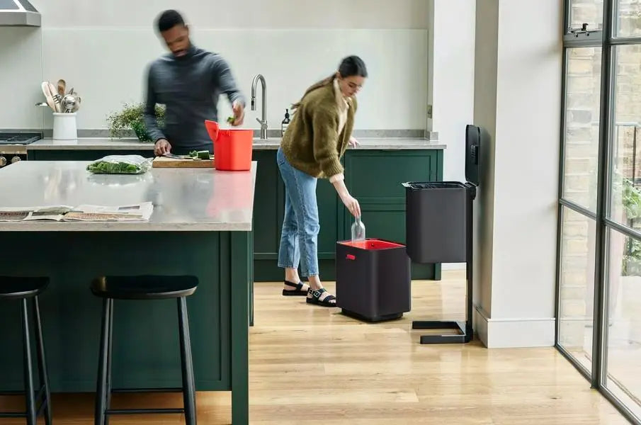Joseph Joseph Totem Max 60-litre - Carbon Black