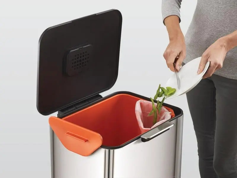 Joseph Joseph Totem Max 60-litre - Stainless Steel