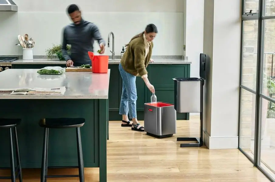 Joseph Joseph Totem Max 60-litre - Stainless Steel