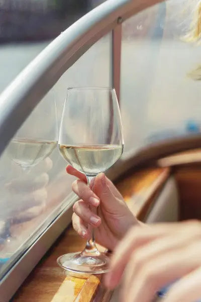 Ocean Vino White Wine 355ml  Wine Glasses